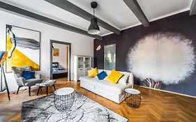 Dohány 1 2 Bedroom Apartment At Great Synagogue